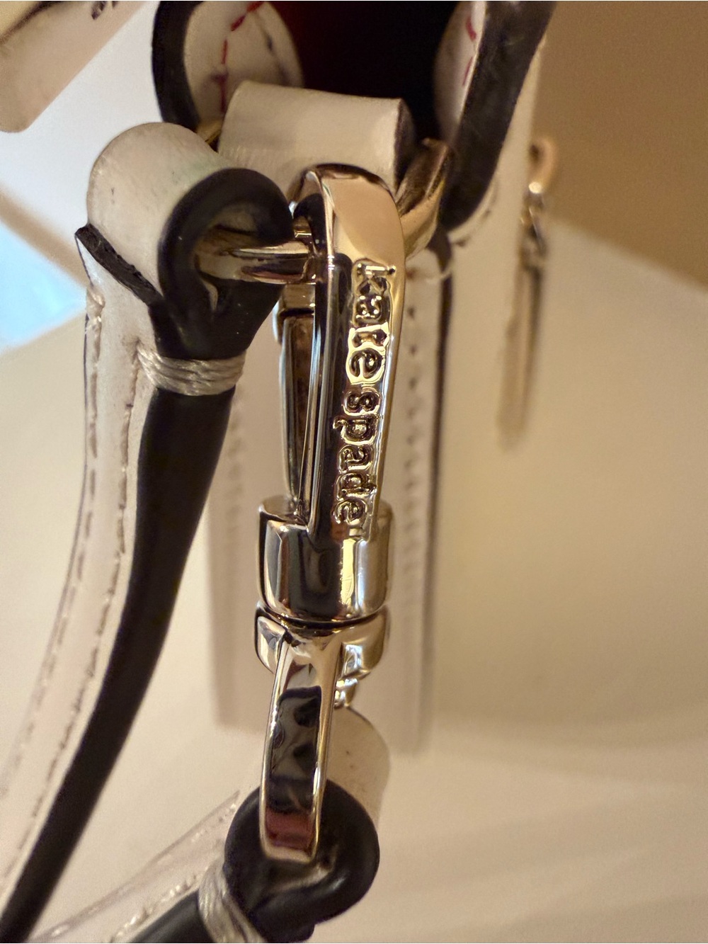Kate Spade Sweet Heart Convertible Wristlet NWOT - Picture 14 of 16